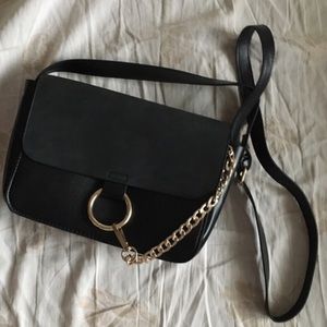 Black Faye Crossbody